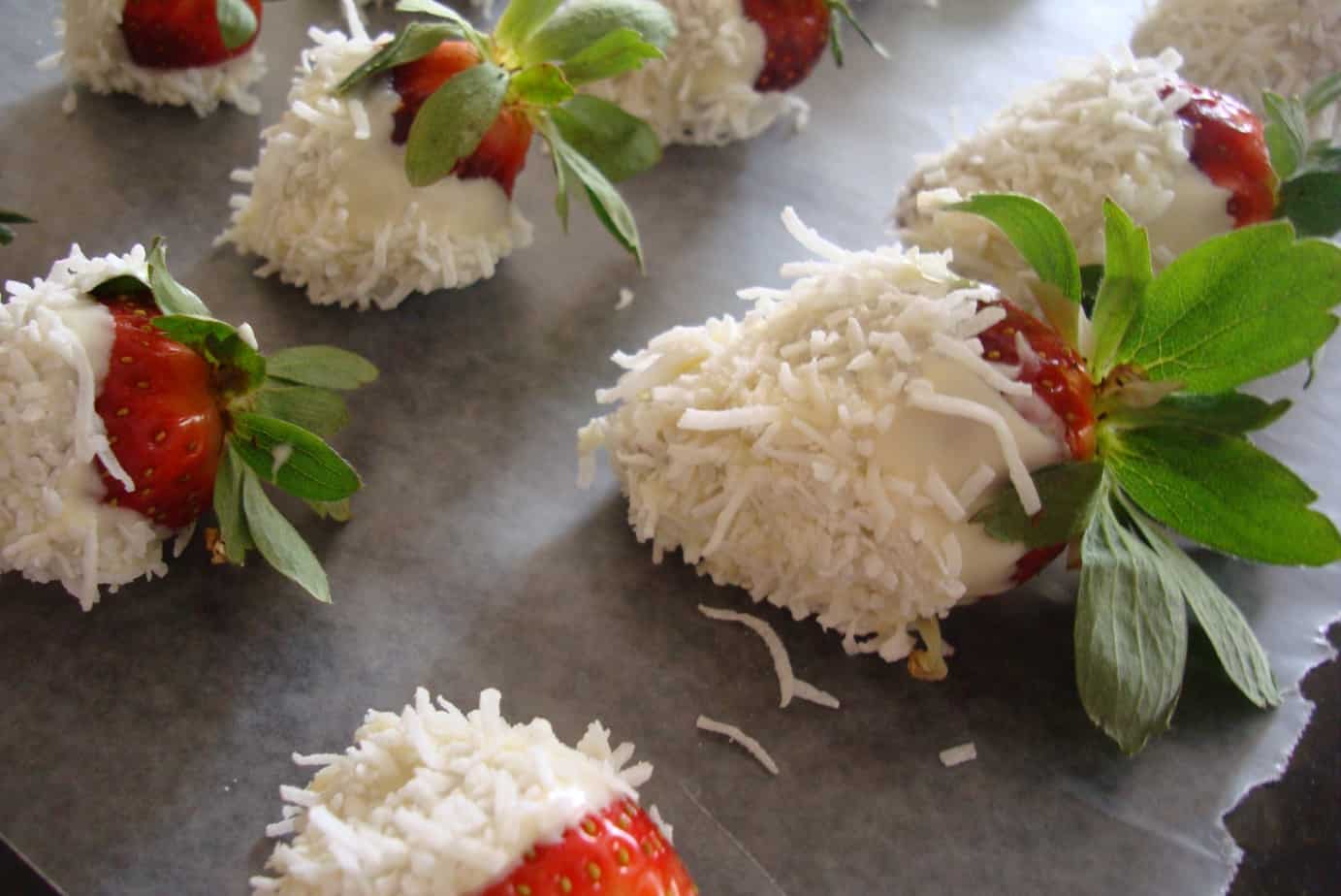 How To Make Chocolate Covered Strawberries Using Unsweetened Chocolate How To Make Chocolate Covered Strawberries Using Unsweetened Chocolate