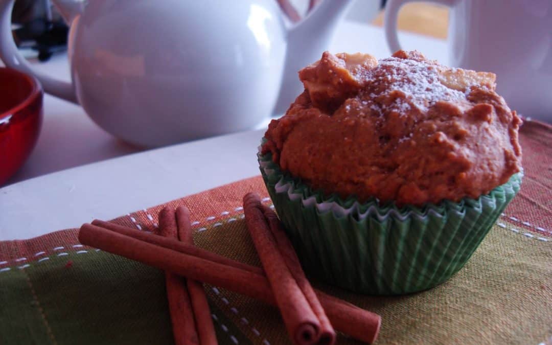 Apple pumpkin muffin